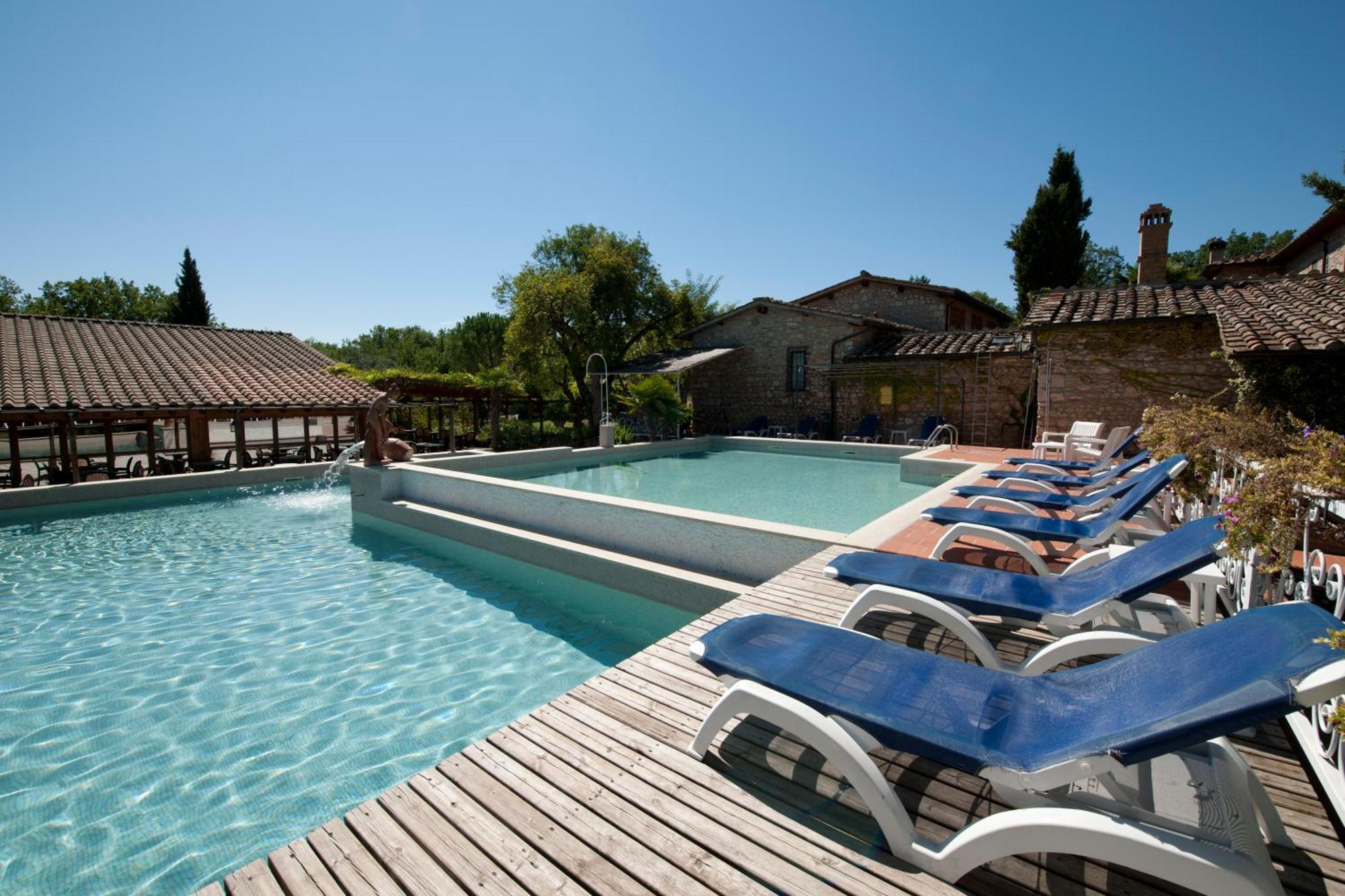 Hotel Il Pietreto Колле-ди-Валь-д'Эльса Экстерьер фото
