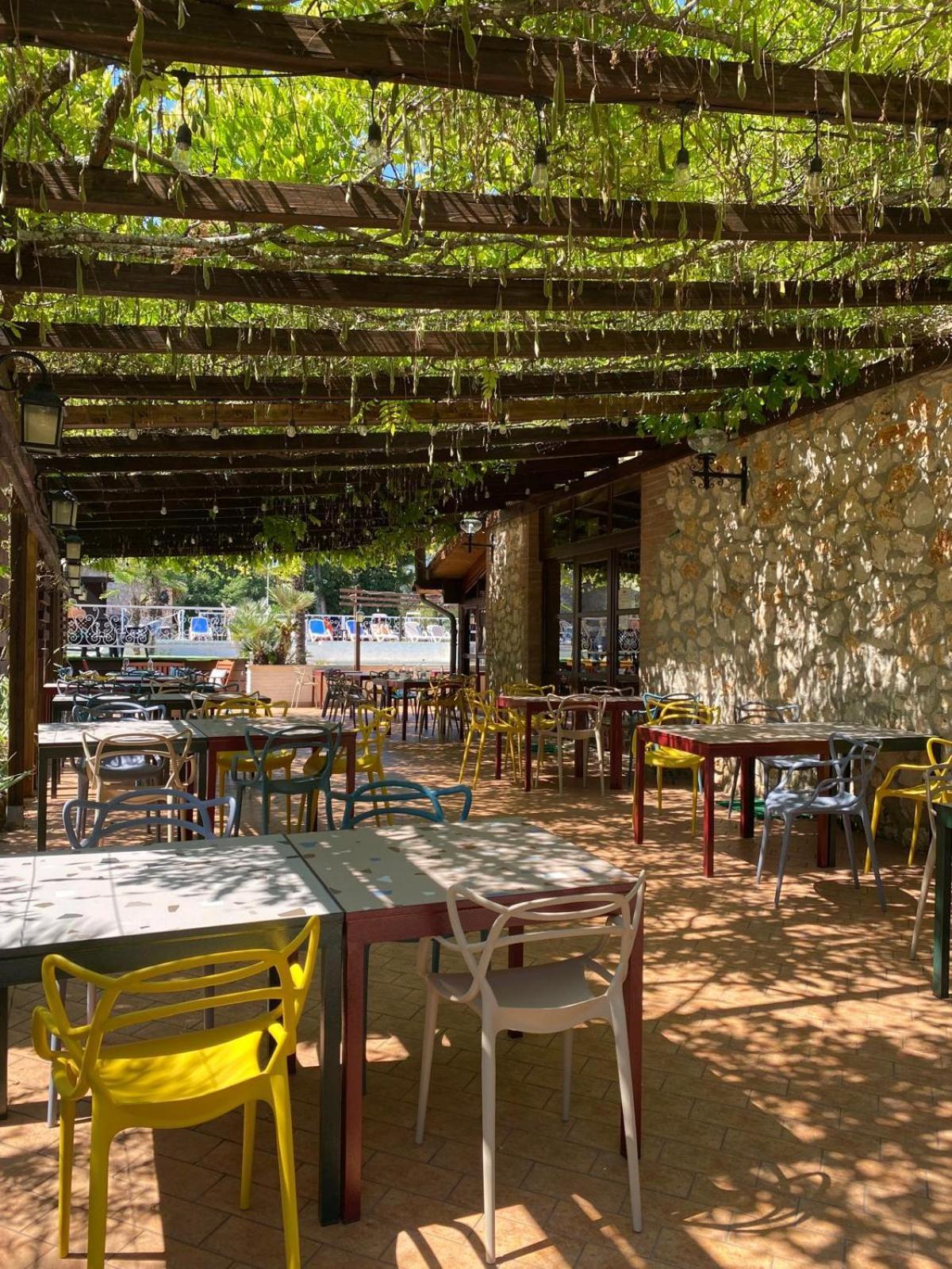 Hotel Il Pietreto Колле-ди-Валь-д'Эльса Экстерьер фото